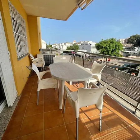 Residencial Almendros Ref. 013 דירה *