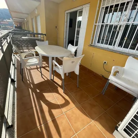 Residencial Almendros Ref. 013 דירה